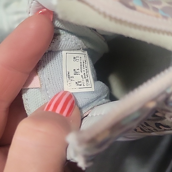 Toddler Vans - Picture 3 of 3